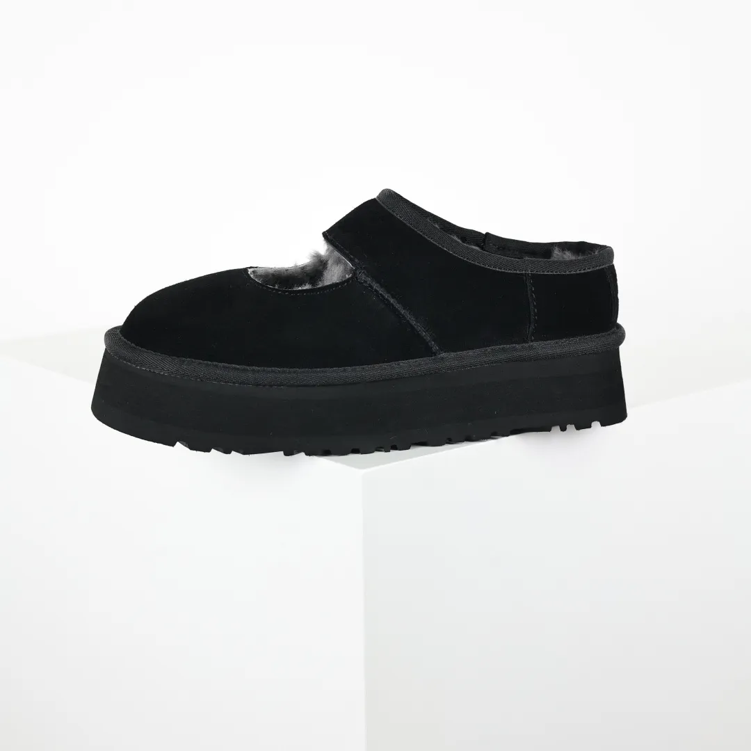 Copywriting price 💰580 The core recommendation is good price. The platform’s foreign trade is exclusively for UGG Bea Mary Jane Mary Jane women’s snow boots 1167612. Produced by the ten-year-old brand shoemaking foundry production line. Pay attention to every detail. Longfeng A-grade genuine sheep fur is integrated. Created in full compliance with the ZP process. Size: 35 36 37 38 39 40